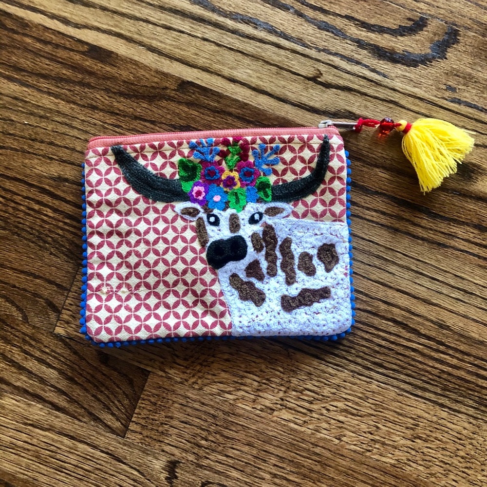 NEW adorable bag with longhorn.